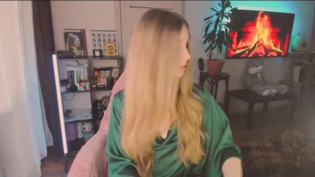 Gallery image thumbnail from al_ma's myfreecams stream on, 01/01/2024, 13:36 image 17 of 20