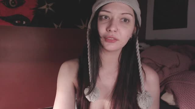 Gallery image thumbnail from aroom's myfreecams stream on, 06/03/2025, 06:33 image 3 of 20