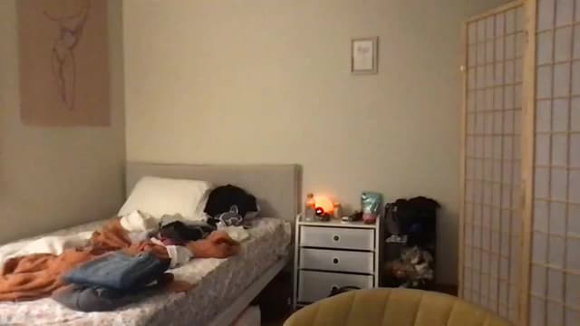Gallery image thumbnail from clara's myfreecams stream on, 02/11/2024, 07:09 image 14 of 20