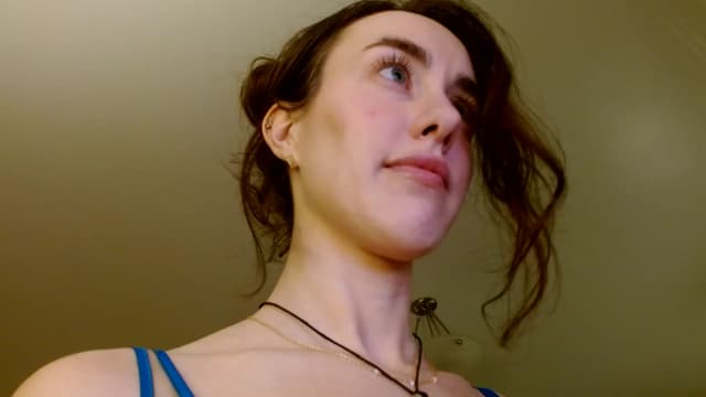 Gallery image thumbnail from clara's myfreecams stream on, 02/02/2025, 03:32 image 13 of 20