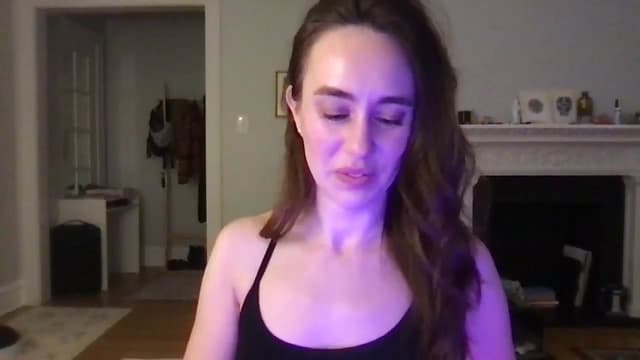 Gallery image thumbnail from clara's myfreecams stream on, 03/06/2025, 01:22 image 10 of 20