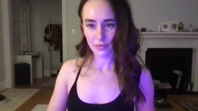 Gallery image thumbnail from clara's myfreecams stream on, 03/06/2025, 01:22 image 3 of 20