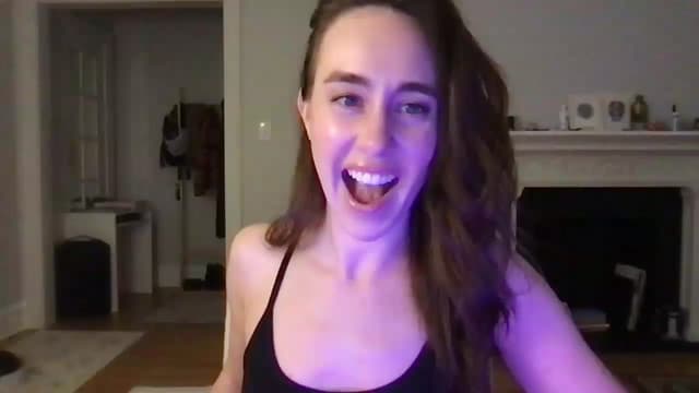 Gallery image thumbnail from clara's myfreecams stream on, 03/06/2025, 01:22 image 20 of 20
