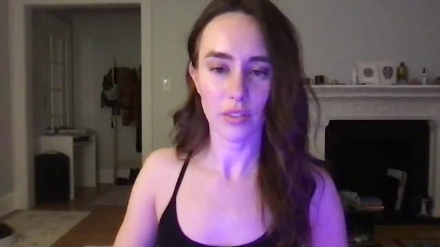 Gallery image thumbnail from clara's myfreecams stream on, 03/06/2025, 01:22 image 7 of 20