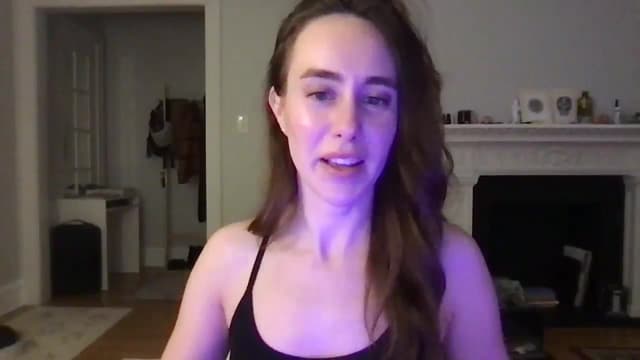 Gallery image thumbnail from clara's myfreecams stream on, 03/06/2025, 01:22 image 9 of 20