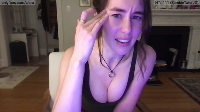 Gallery image thumbnail from clara's myfreecams stream on, 03/08/2025, 02:38 image 15 of 20