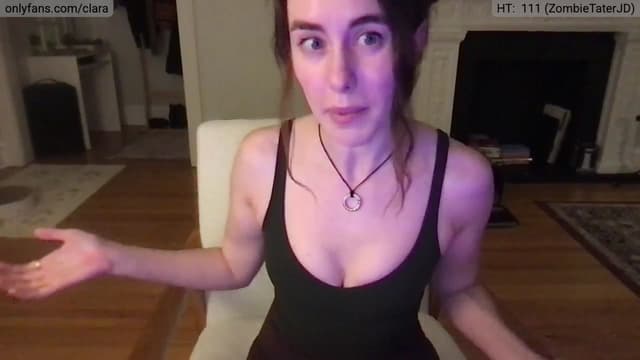 Gallery image thumbnail from clara's myfreecams stream on, 03/08/2025, 02:38 image 16 of 20