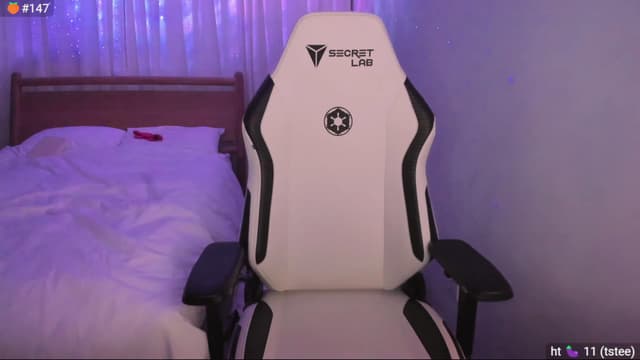 Gallery image thumbnail from daisx's myfreecams stream on, 01/29/2024, 03:21 image 11 of 20