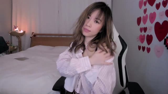 Gallery image thumbnail from daisx's myfreecams stream on, 02/24/2024, 04:40 image 5 of 20