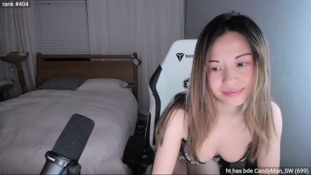 Gallery image thumbnail from daisx's myfreecams stream on, 03/05/2024, 05:23 image 10 of 20