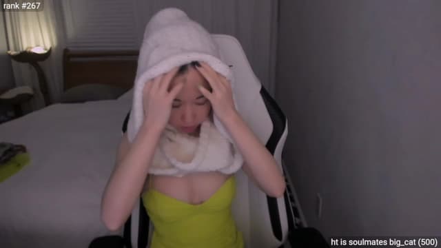 Gallery image thumbnail from daisx's myfreecams stream on, 03/06/2024, 04:57 image 17 of 20