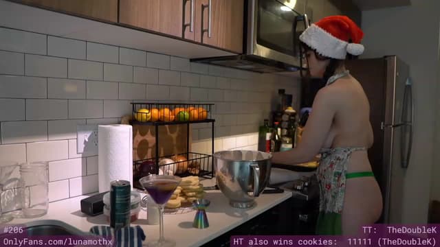 Gallery image thumbnail from eThot's myfreecams stream on, 12/23/2022, 07:59 image 19 of 20