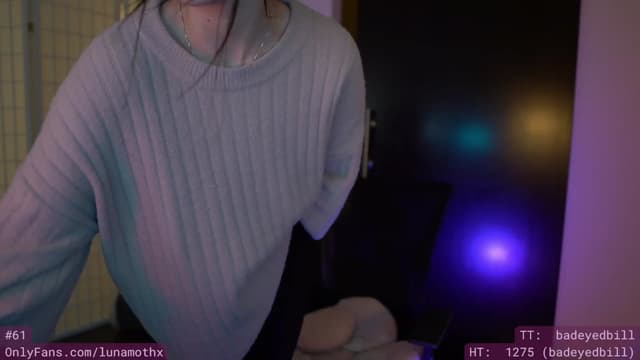 Gallery image thumbnail from eThot's myfreecams stream on, 01/03/2023, 07:43 image 14 of 20
