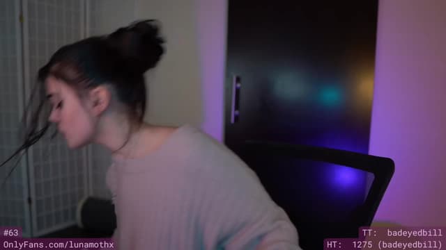 Gallery image thumbnail from eThot's myfreecams stream on, 01/03/2023, 07:43 image 18 of 20
