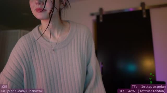 Gallery image thumbnail from eThot's myfreecams stream on, 01/03/2023, 10:50 image 4 of 20