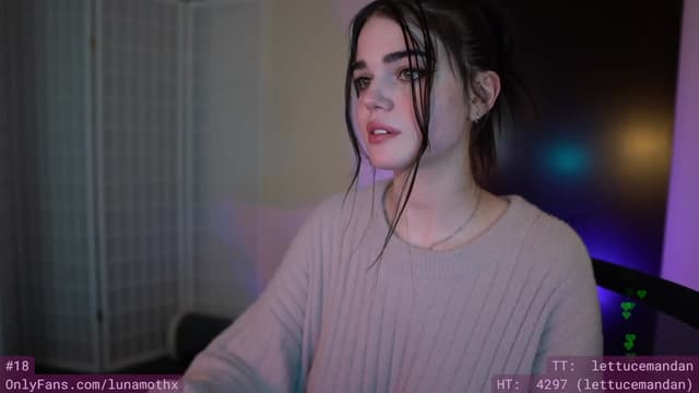 Gallery image thumbnail from eThot's myfreecams stream on, 01/03/2023, 10:50 image 7 of 20