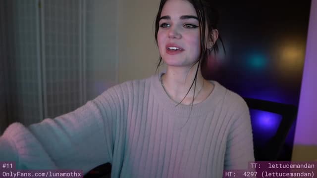 Gallery image thumbnail from eThot's myfreecams stream on, 01/03/2023, 10:50 image 9 of 20