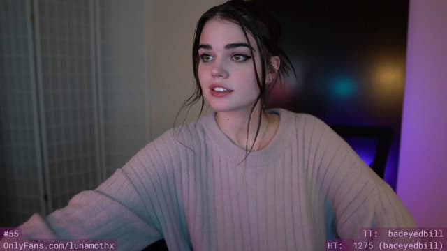 Gallery image thumbnail from eThot's myfreecams stream on, 01/03/2023, 10:50 image 1 of 20