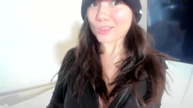Gallery image thumbnail from imava's myfreecams stream on, 11/12/2023, 20:19 image 17 of 20
