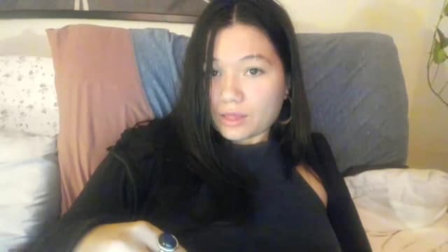 Gallery image thumbnail from imava's myfreecams stream on, 12/03/2023, 18:23 image 10 of 20