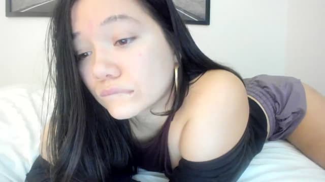 Gallery image thumbnail from imava's myfreecams stream on, 12/17/2023, 20:54 image 18 of 20
