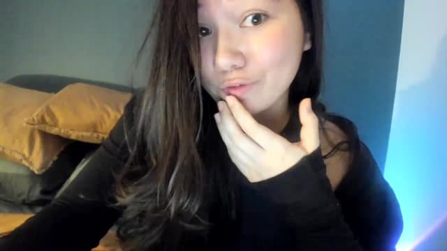 Gallery image thumbnail from imava's myfreecams stream on, 01/29/2024, 13:35 image 20 of 20