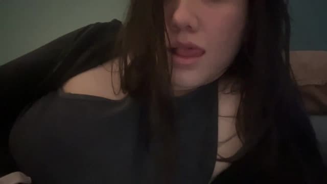 Gallery image thumbnail from imava's myfreecams stream on, 03/04/2024, 17:20 image 20 of 20