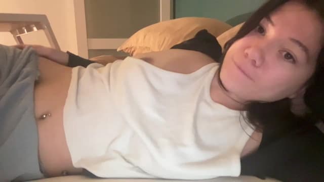 Gallery image thumbnail from imava's myfreecams stream on, 08/18/2024, 23:47 image 8 of 20