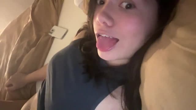 Gallery image thumbnail from imava's myfreecams stream on, 09/05/2024, 01:38 image 18 of 20