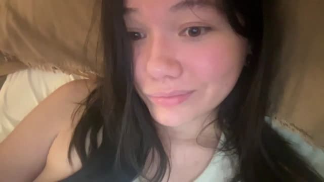 Gallery image thumbnail from imava's myfreecams stream on, 12/18/2024, 15:01 image 7 of 20
