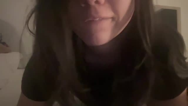Gallery image thumbnail from imava's myfreecams stream on, 12/20/2024, 24:29 image 18 of 20