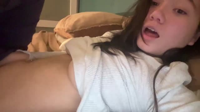 Gallery image thumbnail from imava's myfreecams stream on, 12/26/2024, 04:48 image 4 of 20