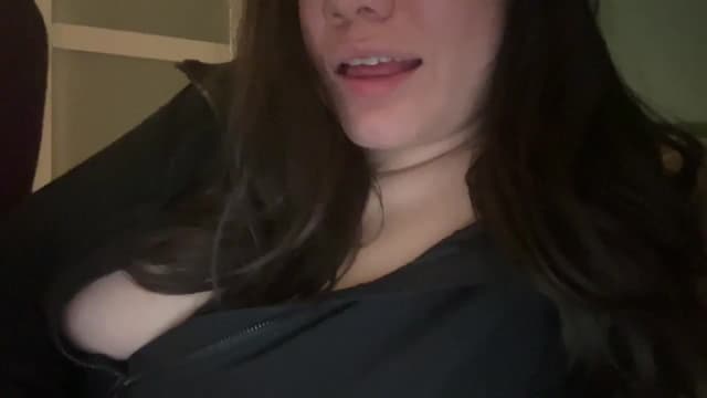 Gallery image thumbnail from imava's myfreecams stream on, 12/27/2024, 18:05 image 4 of 20