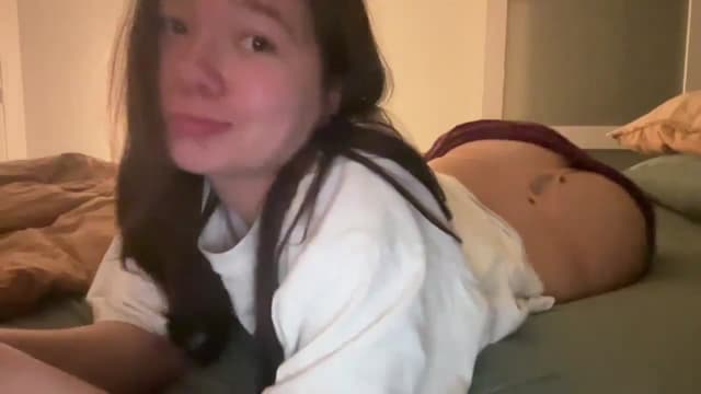 Gallery image thumbnail from imava's myfreecams stream on, 01/04/2025, 12:13 image 15 of 20