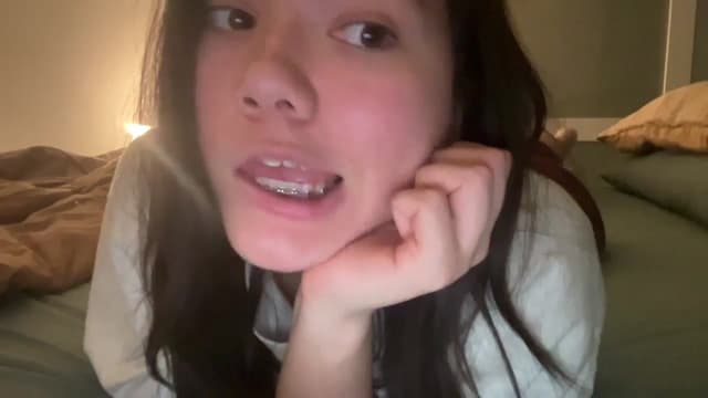 Gallery image thumbnail from imava's myfreecams stream on, 01/04/2025, 12:13 image 17 of 20