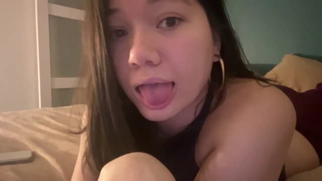 Gallery image thumbnail from imava's myfreecams stream on, 01/15/2025, 07:13 image 3 of 20