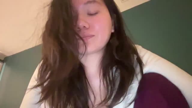 Gallery image thumbnail from imava's myfreecams stream on, 01/23/2025, 12:27 image 4 of 20