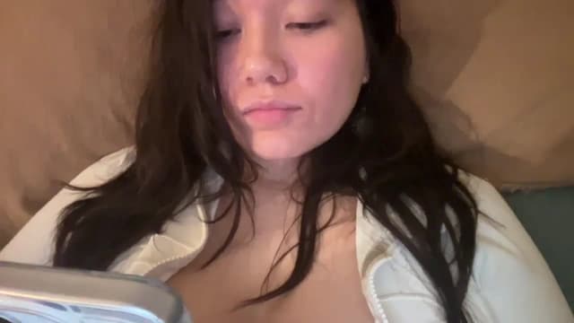 Gallery image thumbnail from imava's myfreecams stream on, 01/23/2025, 12:27 image 6 of 20