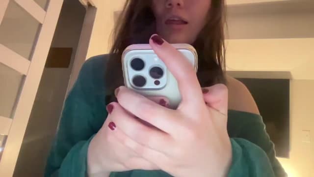 Gallery image thumbnail from imava's myfreecams stream on, 01/28/2025, 07:59 image 1 of 20