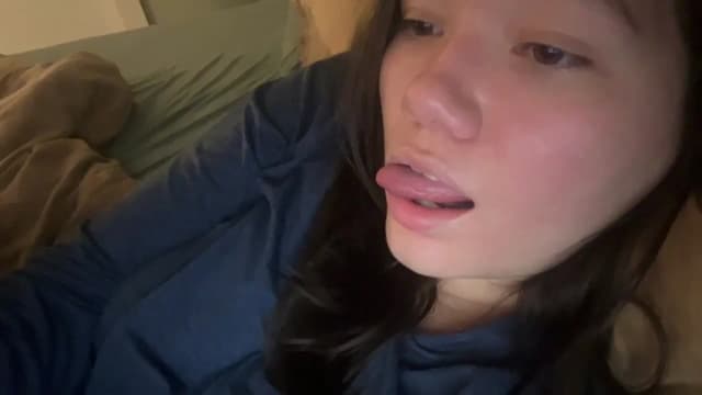 Gallery image thumbnail from imava's myfreecams stream on, 01/30/2025, 14:18 image 20 of 20