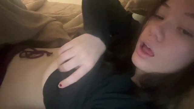 Gallery image thumbnail from imava's myfreecams stream on, 02/04/2025, 03:49 image 3 of 20