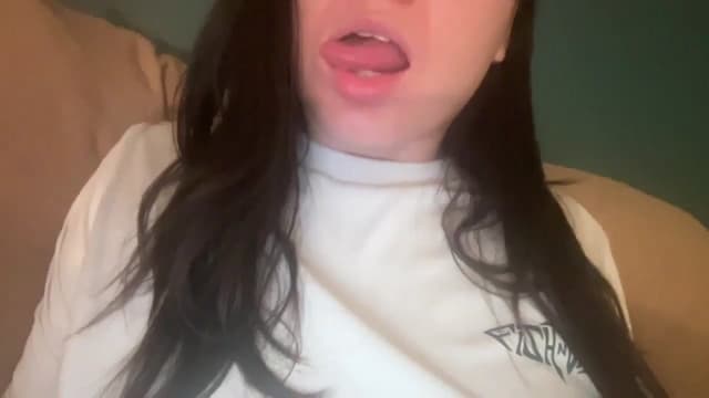 Gallery image thumbnail from imava's myfreecams stream on, 02/05/2025, 14:02 image 5 of 20