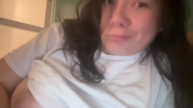 Gallery image thumbnail from imava's myfreecams stream on, 02/10/2025, 09:02 image 12 of 20