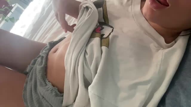 Gallery image thumbnail from imava's myfreecams stream on, 03/07/2025, 17:55 image 14 of 20