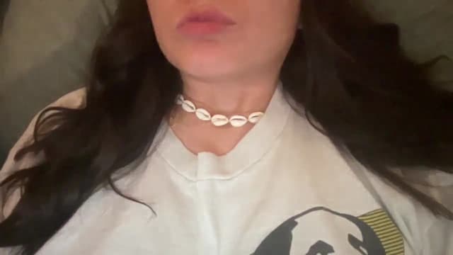 Gallery image thumbnail from imava's myfreecams stream on, 03/14/2025, 01:39 image 2 of 20