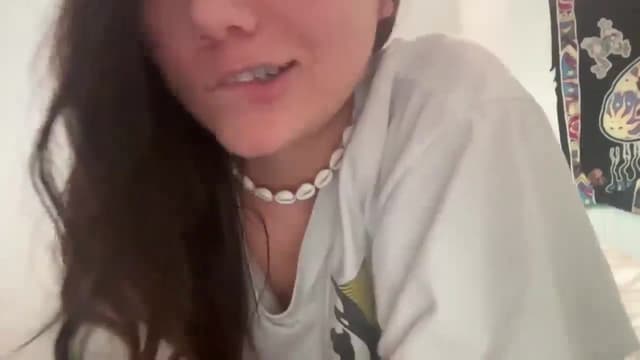 Gallery image thumbnail from imava's myfreecams stream on, 03/14/2025, 18:46 image 17 of 20