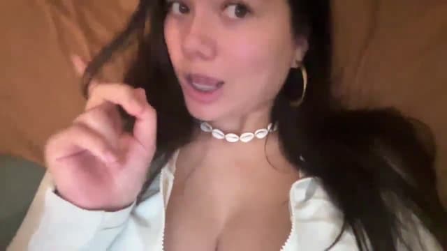 Gallery image thumbnail from imava's myfreecams stream on, 03/17/2025, 20:51 image 3 of 20