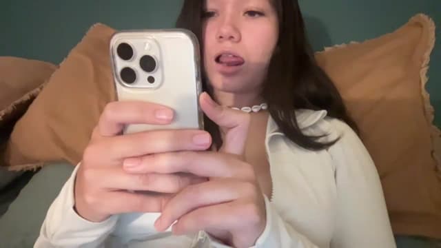 Gallery image thumbnail from imava's myfreecams stream on, 03/17/2025, 21:31 image 16 of 20