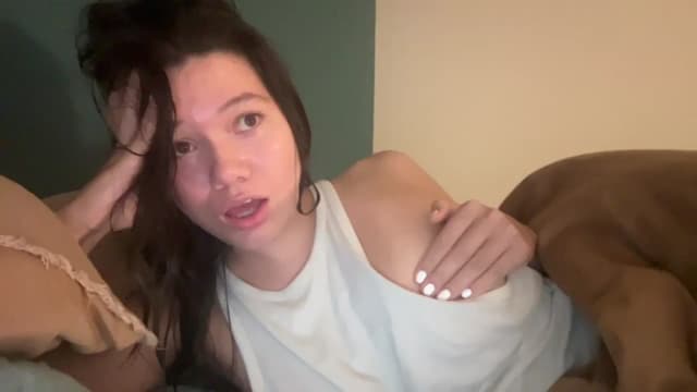 Gallery image thumbnail from imava's myfreecams stream on, 04/05/2025, 08:46 image 2 of 20