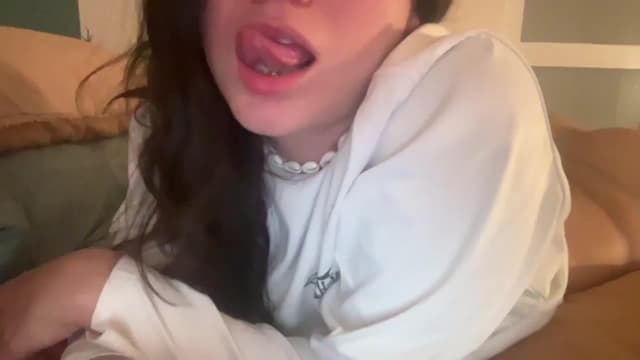 Gallery image thumbnail from imava's myfreecams stream on, 04/06/2025, 06:25 image 1 of 20